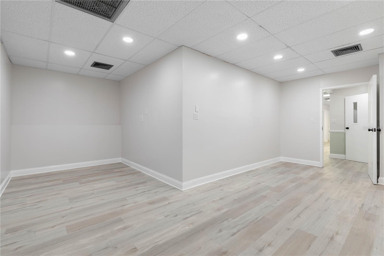 28 OFFICE PARK DR, PALM COAST, FL, 32137