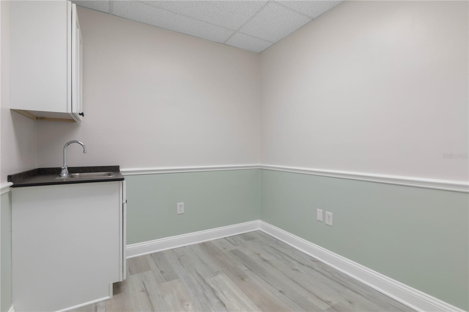 28 OFFICE PARK DR, PALM COAST, FL, 32137