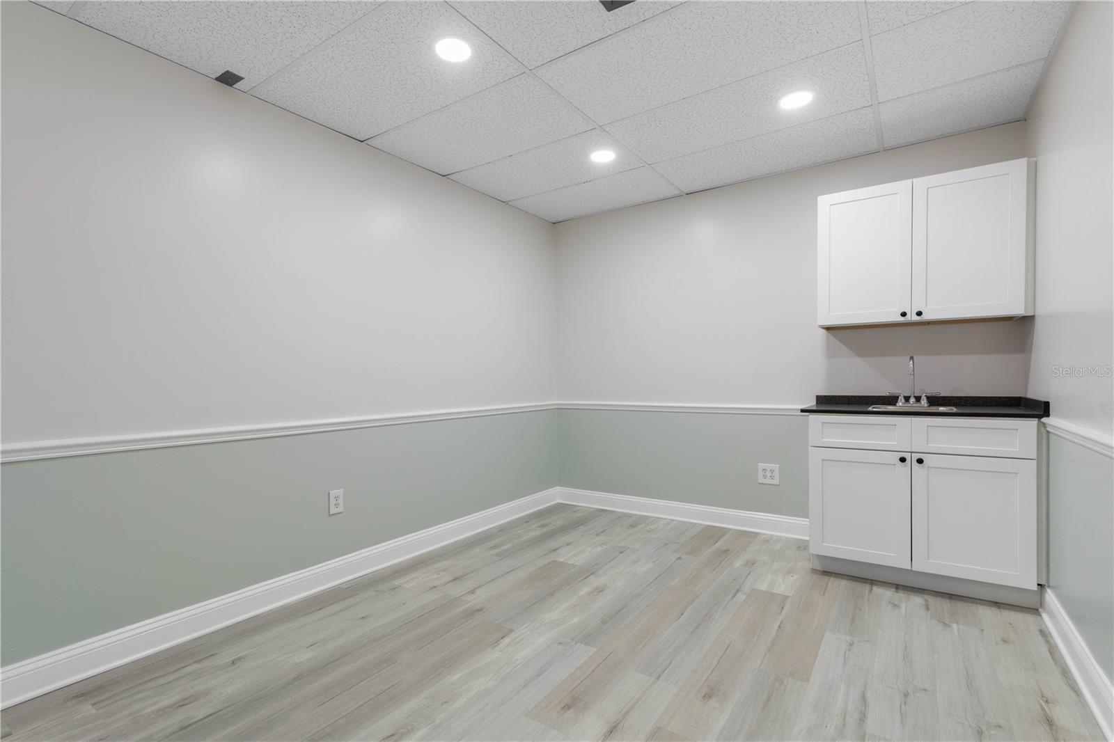 28 OFFICE PARK DR, PALM COAST, FL, 32137