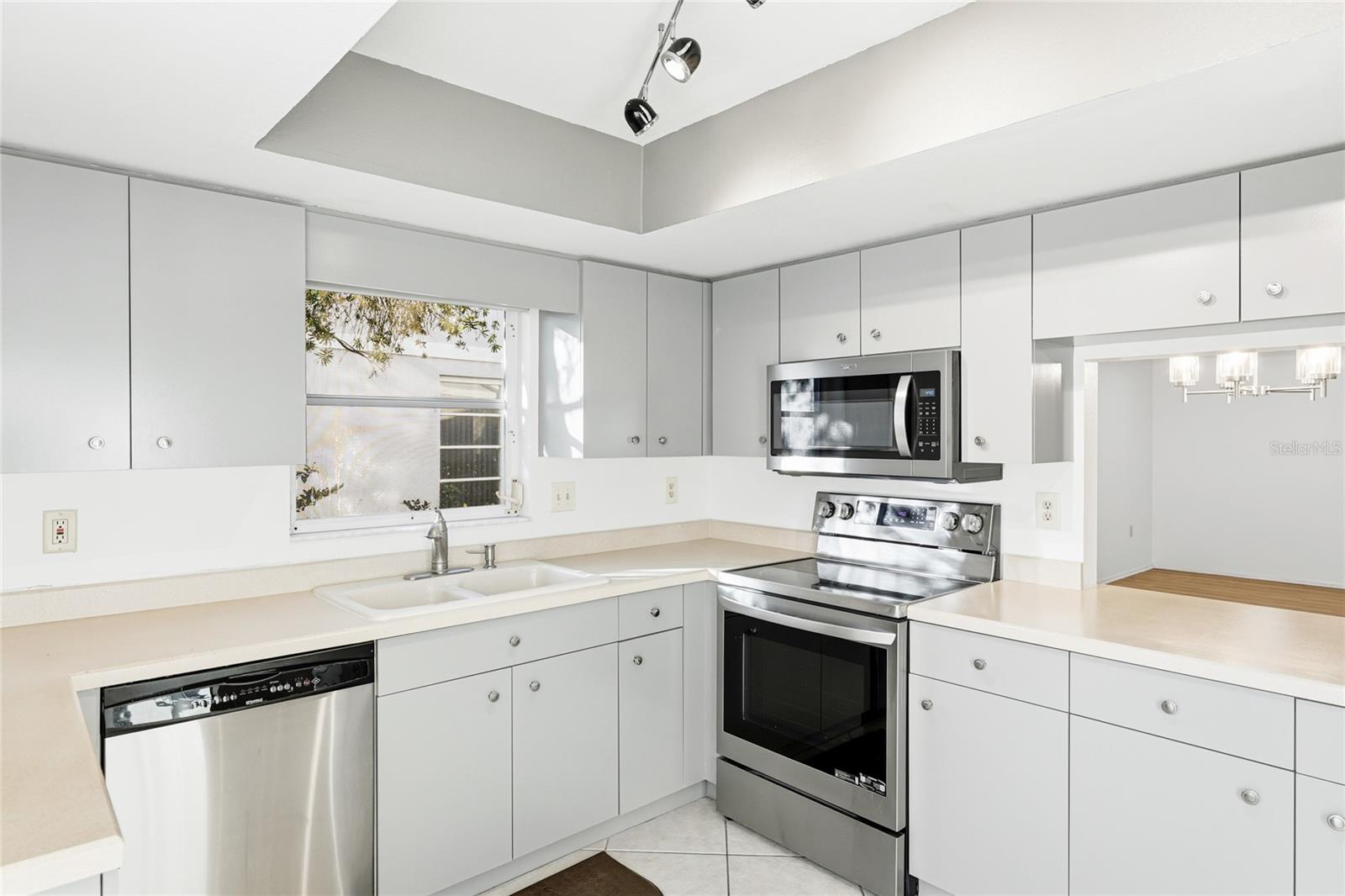 3693 BONAVENTURE CT, SARASOTA, FL, 34243