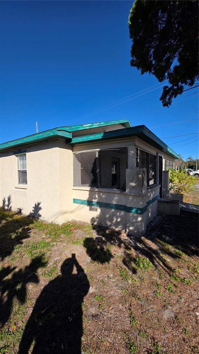 R4910633 Property Photo