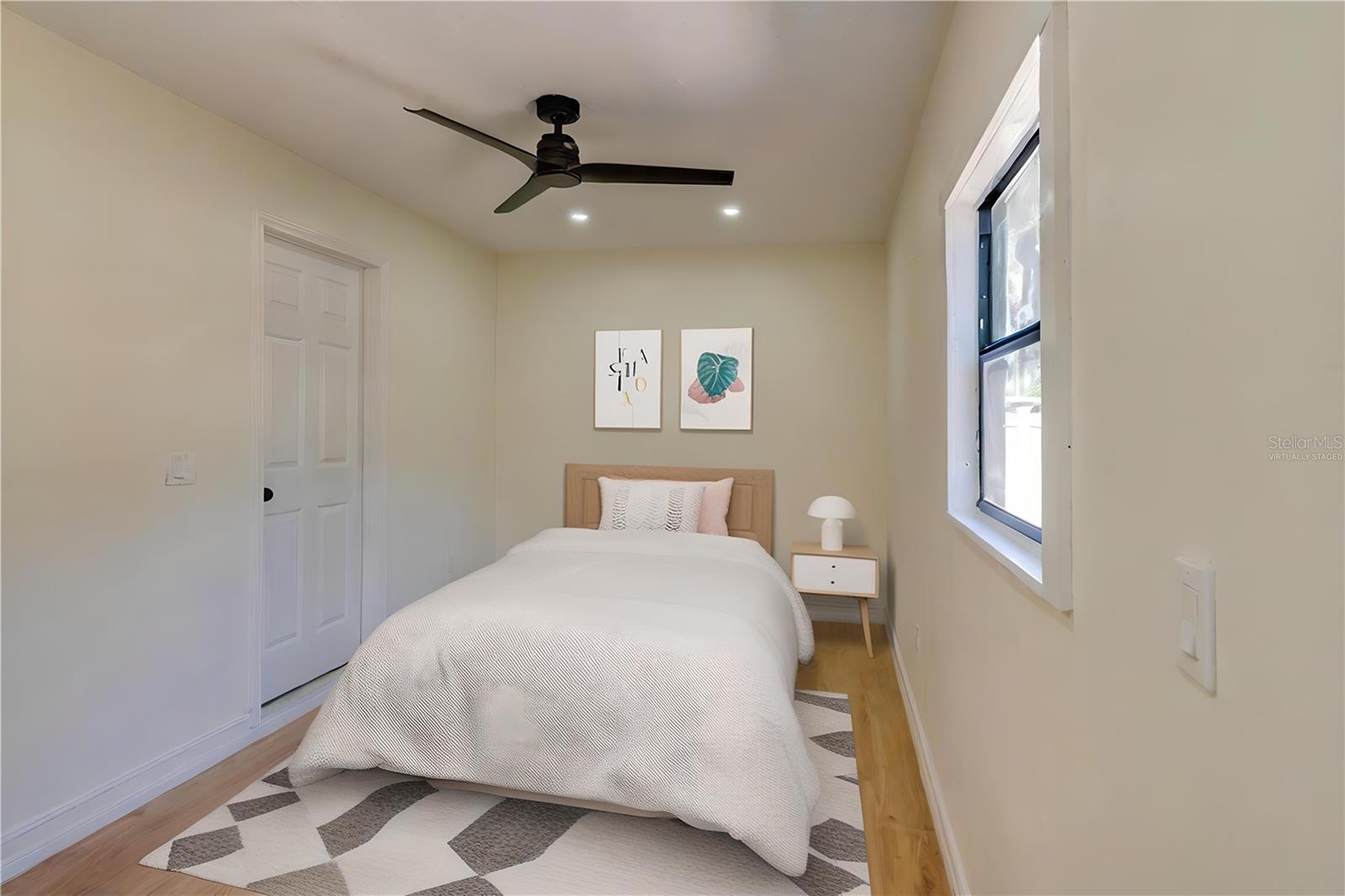 2425 ROYAL PALM DR, EDGEWATER, FL, 32141