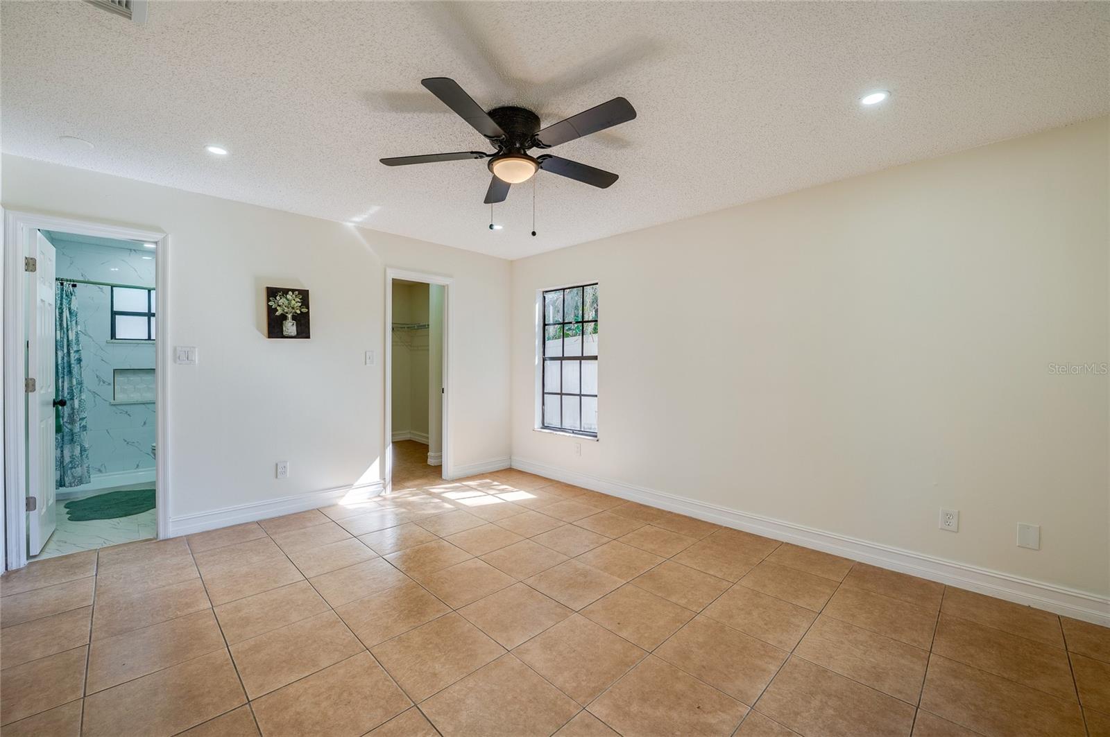 2425 ROYAL PALM DR, EDGEWATER, FL, 32141