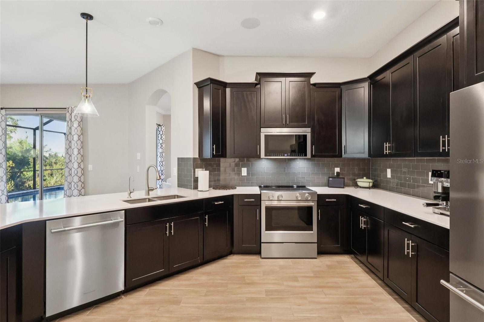 8847 FALLEN OAK DR, DAVENPORT, FL, 33896