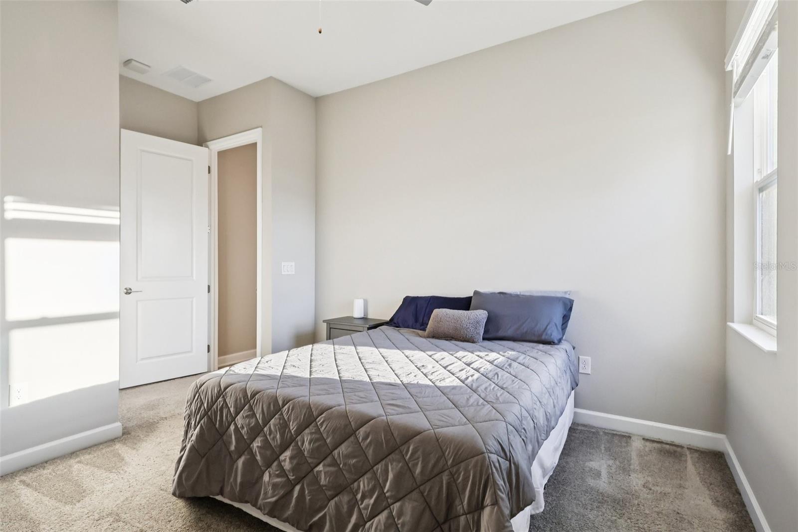 8847 FALLEN OAK DR, DAVENPORT, FL, 33896