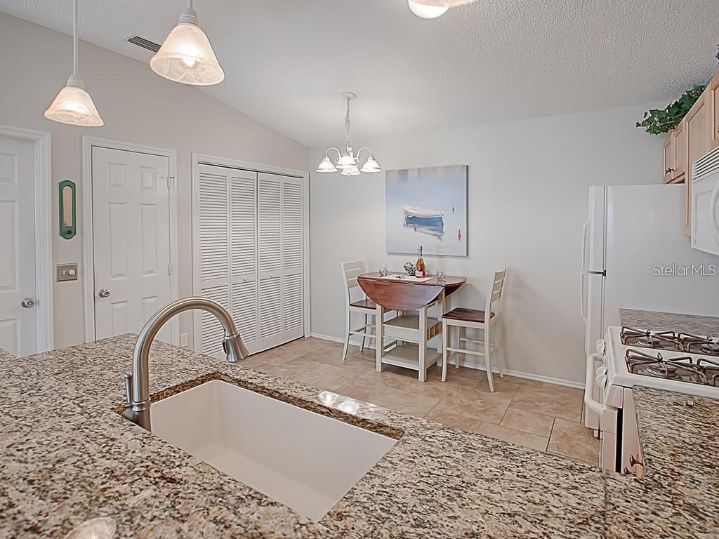 444 MAYWOOD WAY, THE VILLAGES, FL, 32162