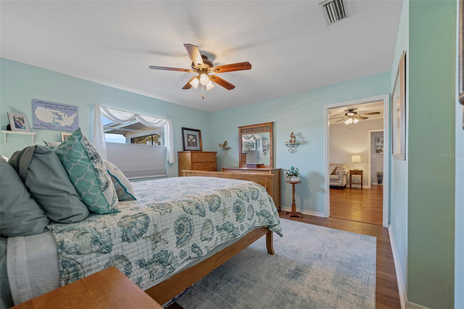 1207 BLUEWATER DR, SUN CITY CENTER, FL, 33573