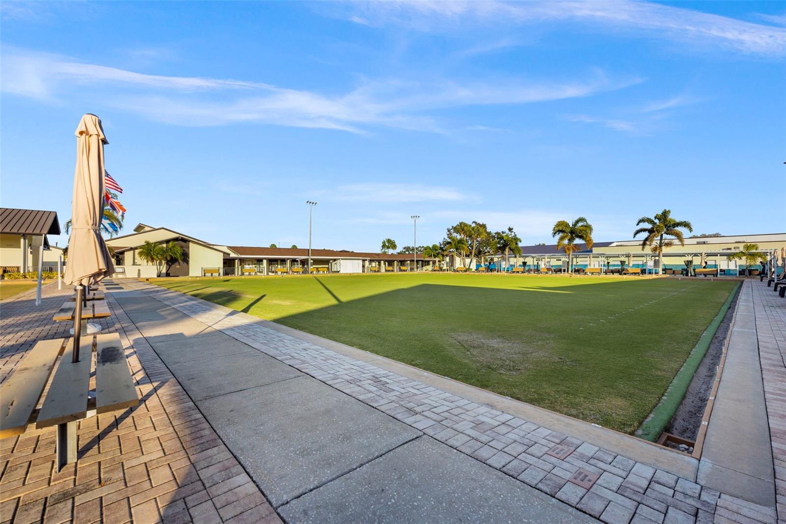 1207 BLUEWATER DR, SUN CITY CENTER, FL, 33573