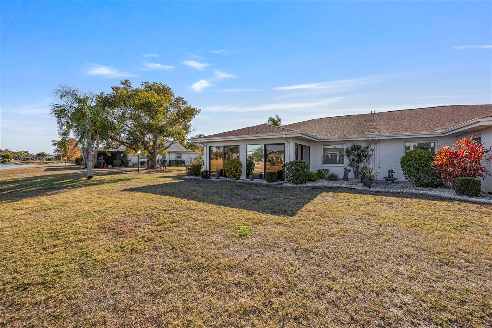 1207 BLUEWATER DR, SUN CITY CENTER, FL, 33573