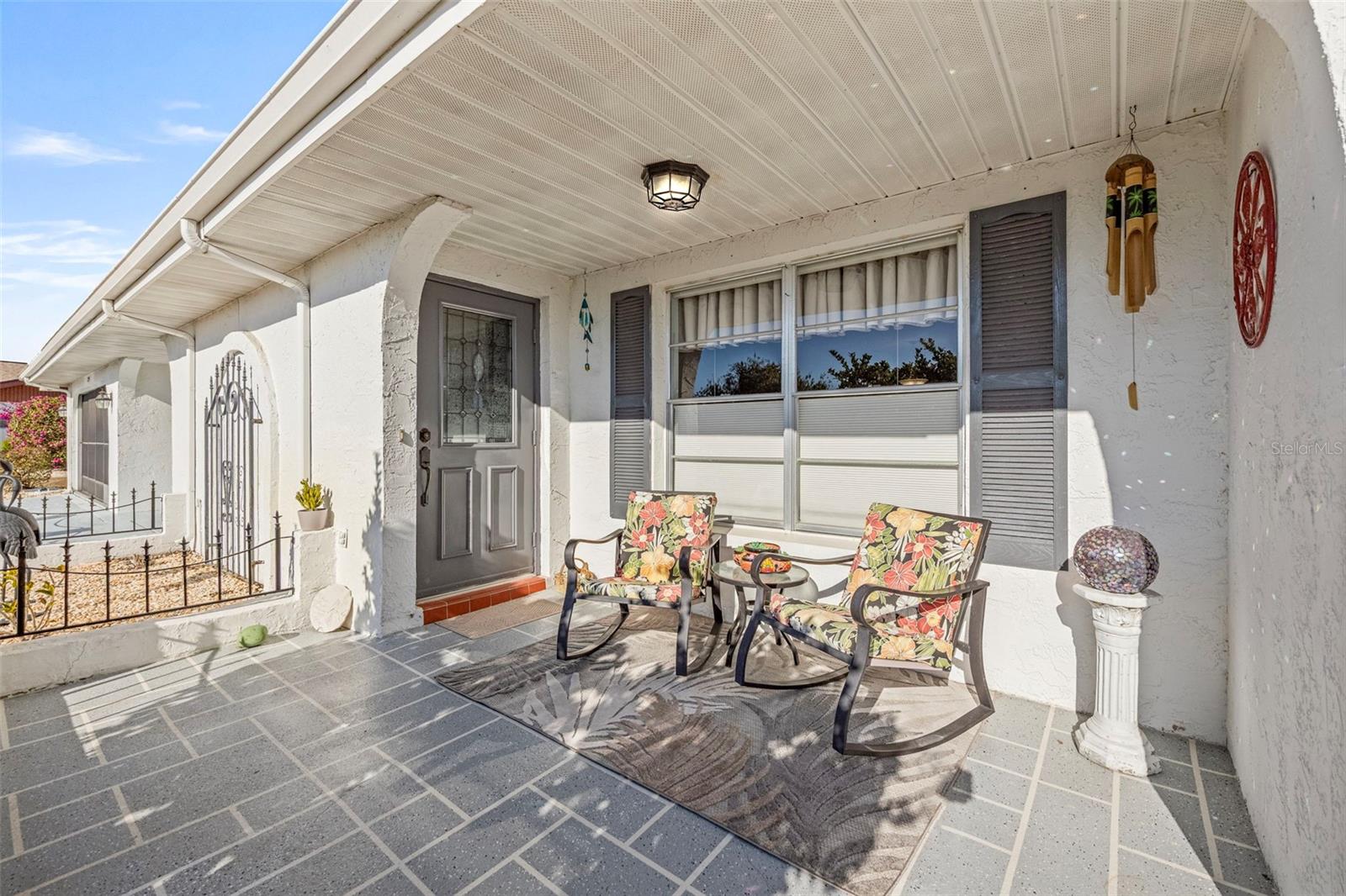 1207 BLUEWATER DR, SUN CITY CENTER, FL, 33573