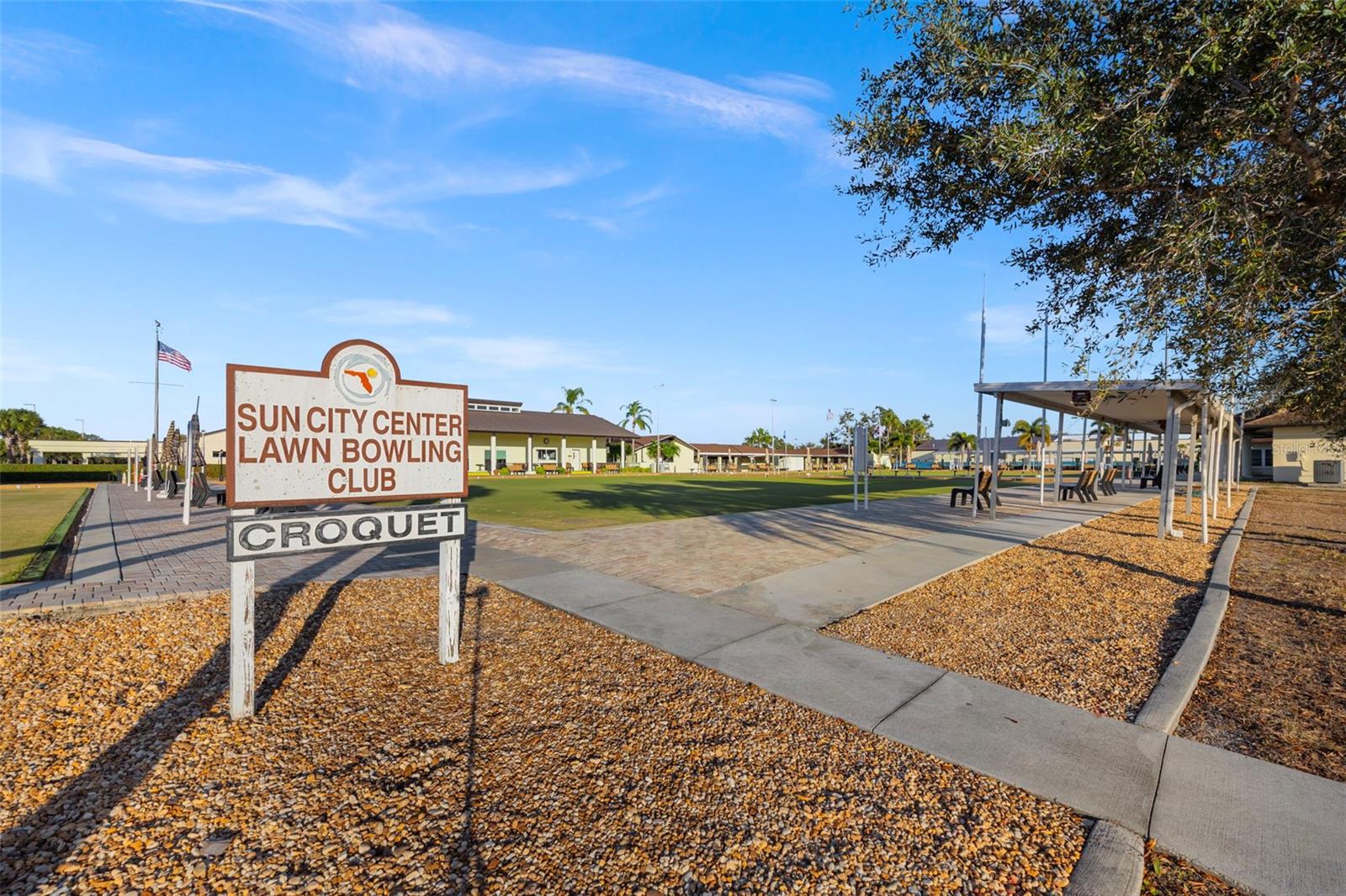 1207 BLUEWATER DR, SUN CITY CENTER, FL, 33573