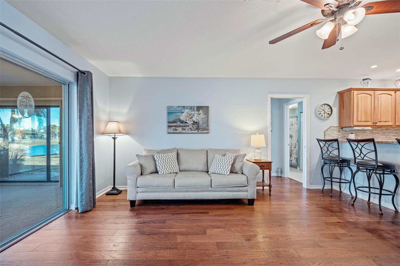 1207 BLUEWATER DR, SUN CITY CENTER, FL, 33573