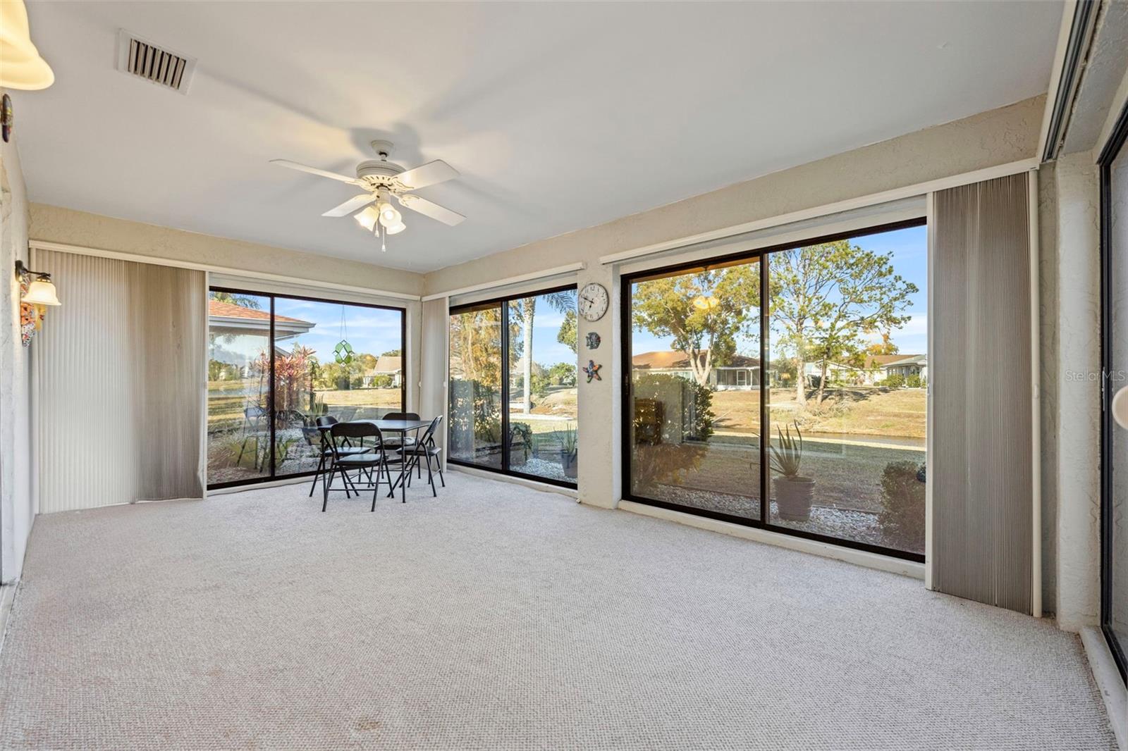 1207 BLUEWATER DR, SUN CITY CENTER, FL, 33573