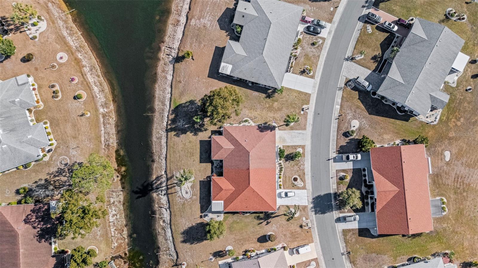 1207 BLUEWATER DR, SUN CITY CENTER, FL, 33573