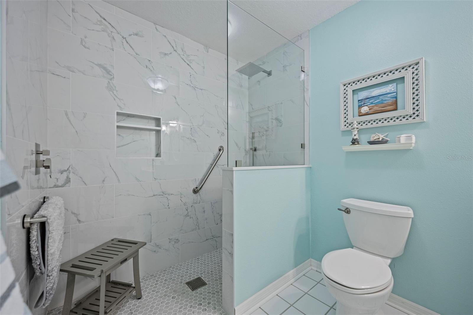 1207 BLUEWATER DR, SUN CITY CENTER, FL, 33573