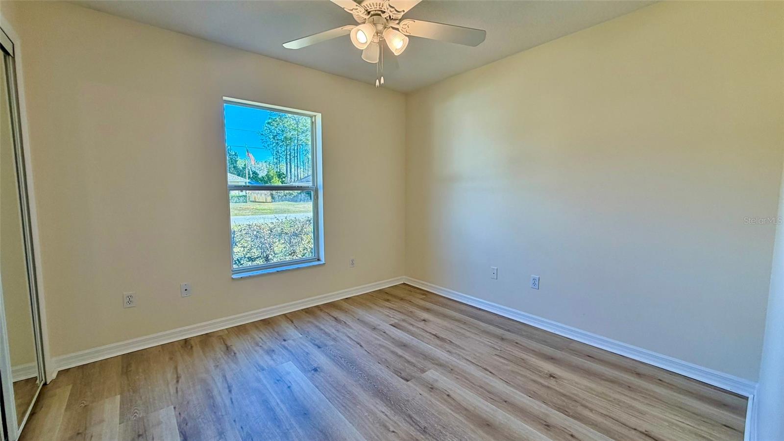 8 RIPCORD LN, PALM COAST, FL, 32164