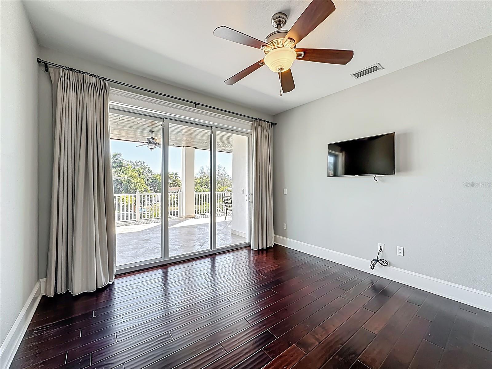 A4680377 Property Photo