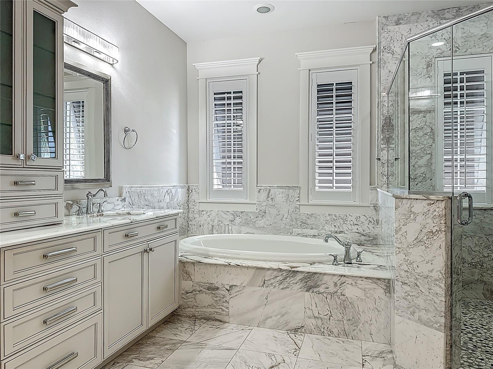 A4680377 Property Photo