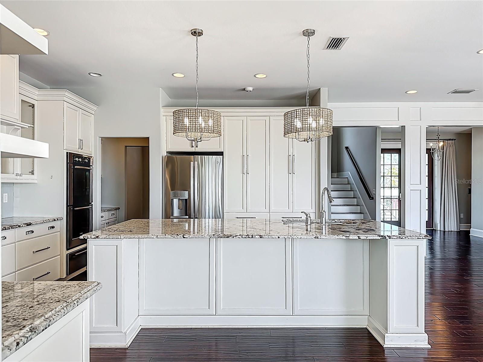 A4680377 Property Photo