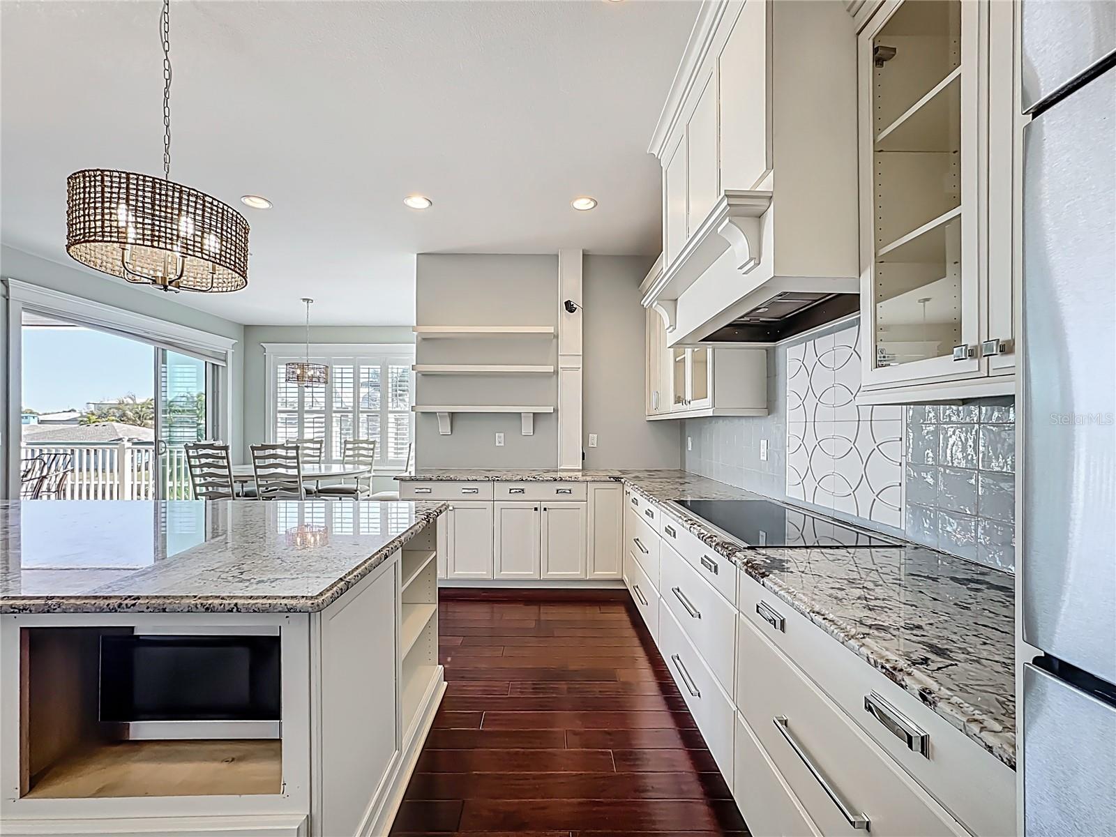 A4680377 Property Photo