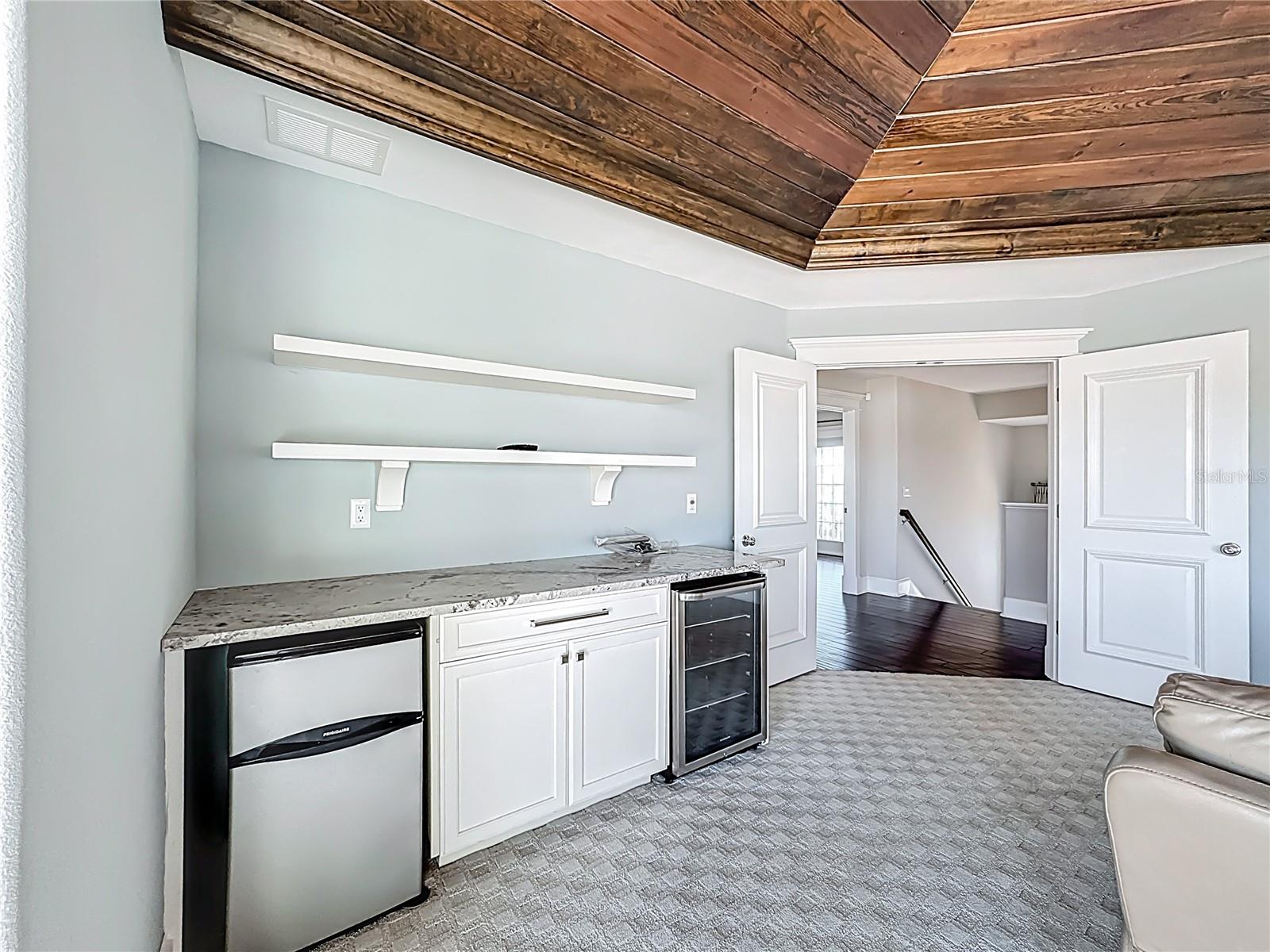 A4680377 Property Photo