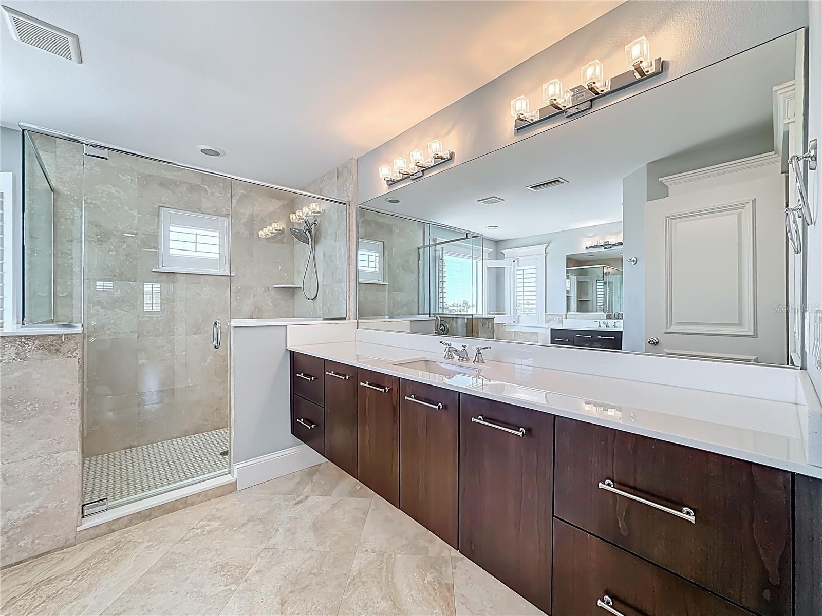 A4680377 Property Photo