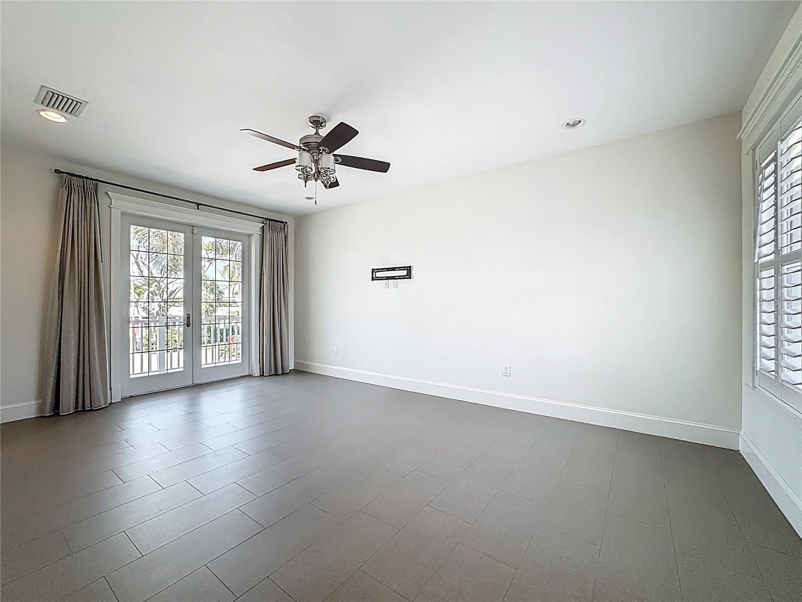 A4680377 Property Photo