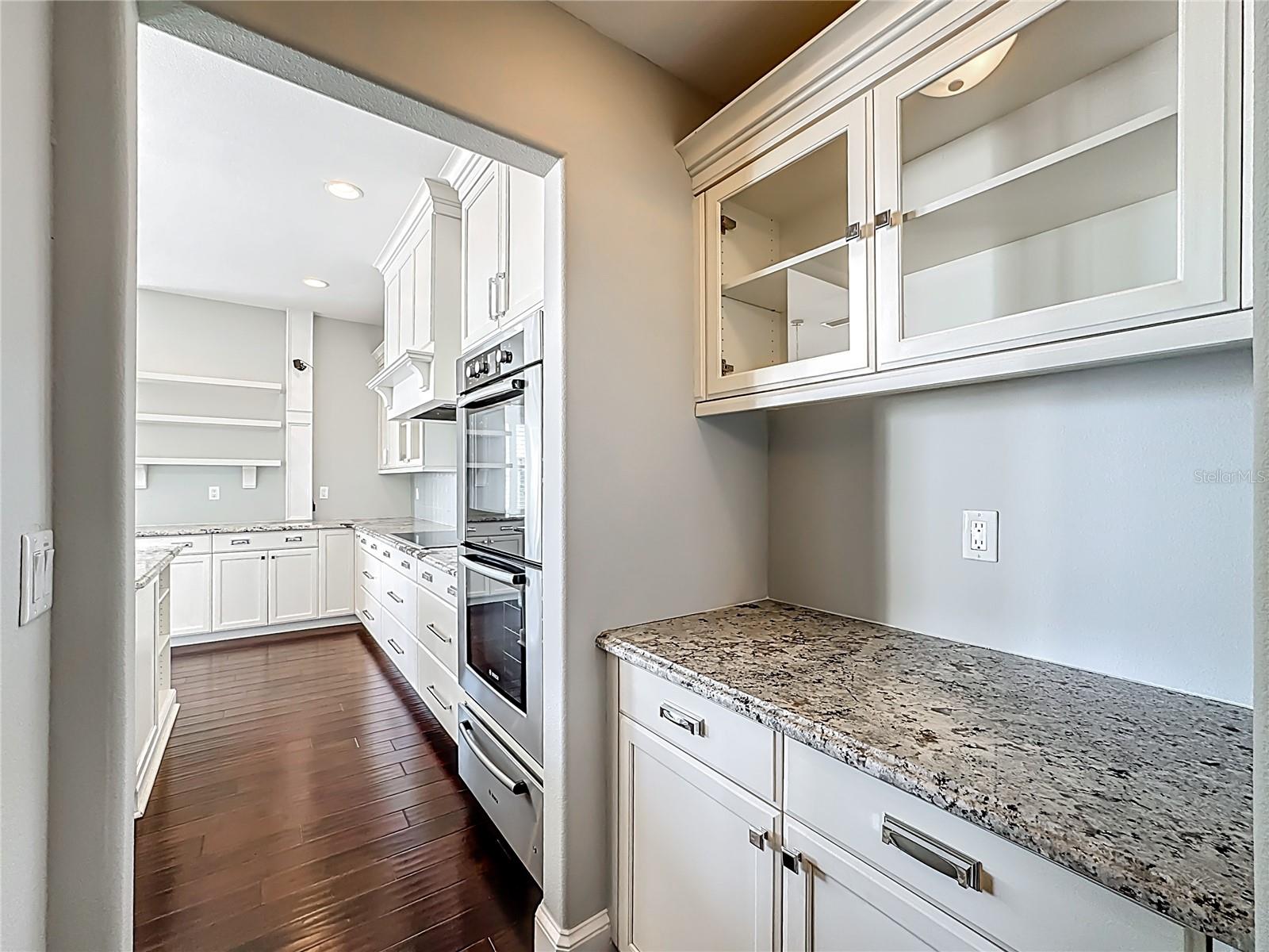 A4680377 Property Photo