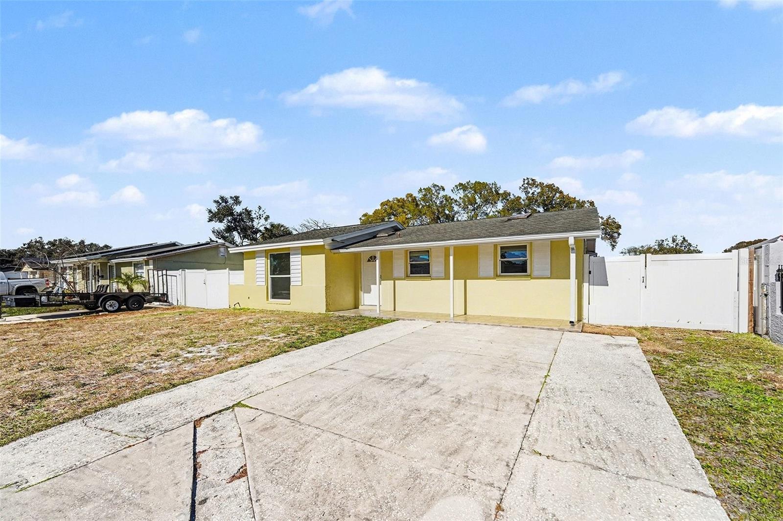 9031 TREE VALLEY CIR, TAMPA, FL, 33615