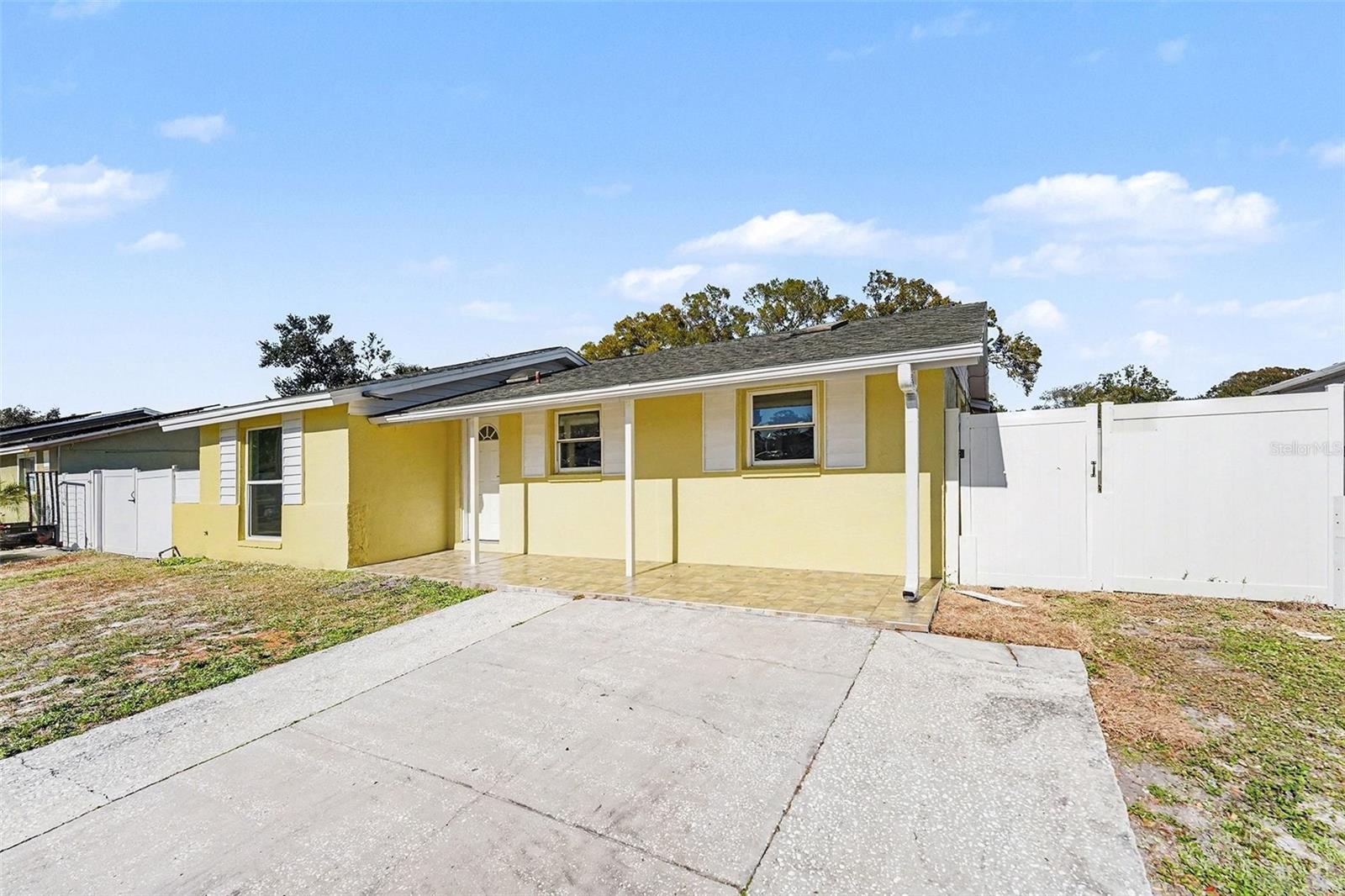 9031 TREE VALLEY CIR, TAMPA, FL, 33615