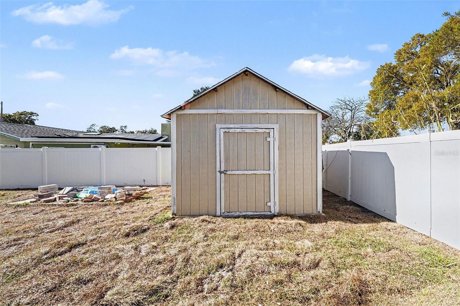 9031 TREE VALLEY CIR, TAMPA, FL, 33615