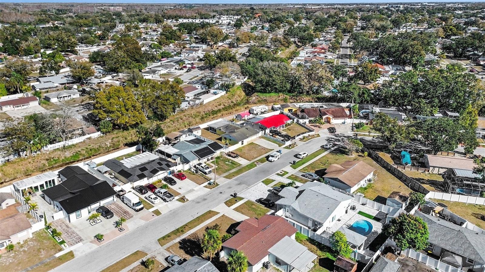 9031 TREE VALLEY CIR, TAMPA, FL, 33615