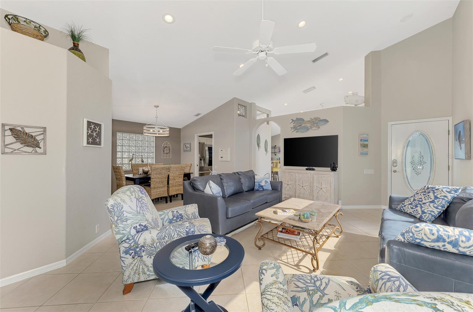 335 SAINT GEORGE CT #1, VENICE, FL, 34293