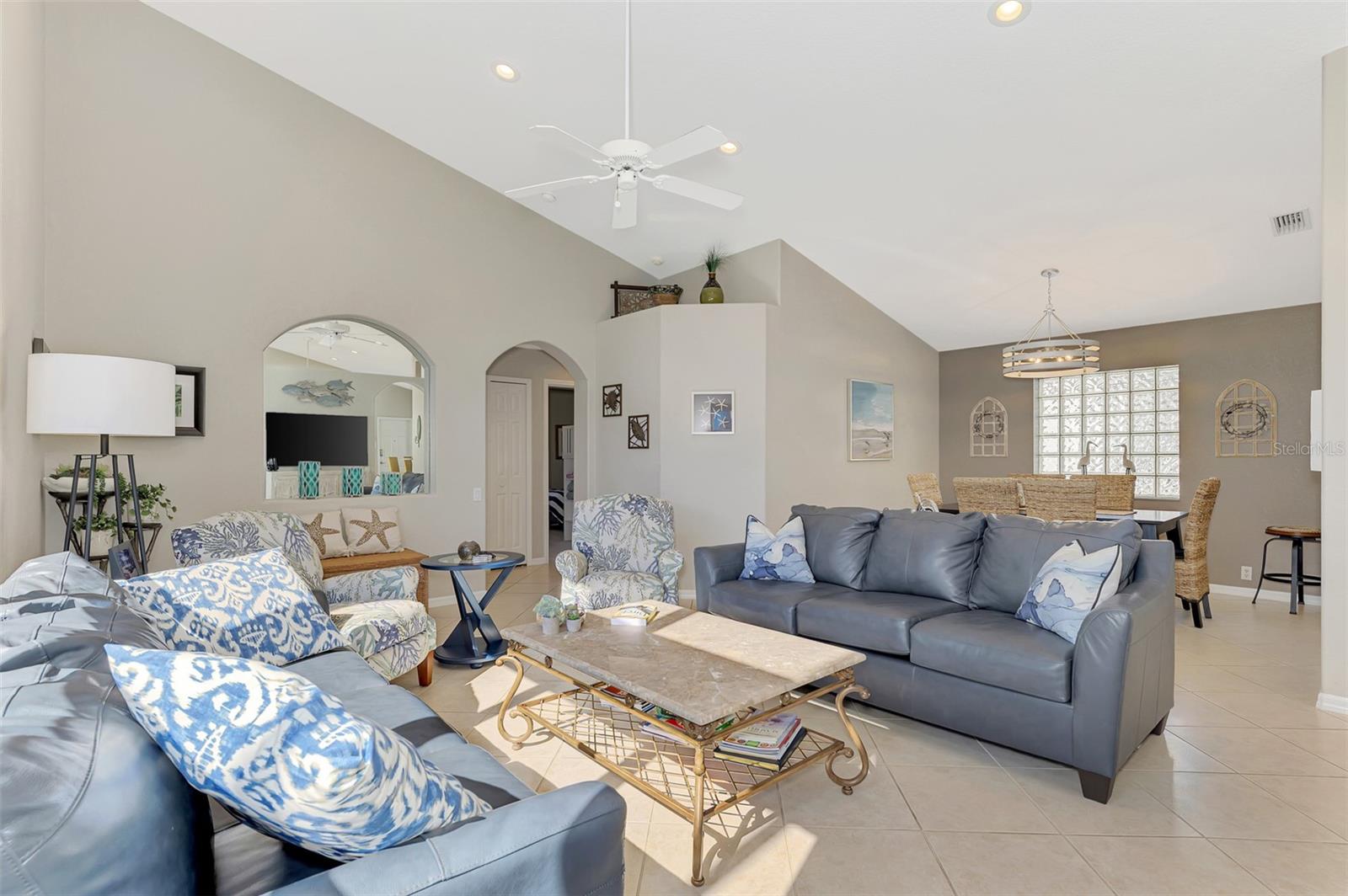 335 SAINT GEORGE CT #1, VENICE, FL, 34293