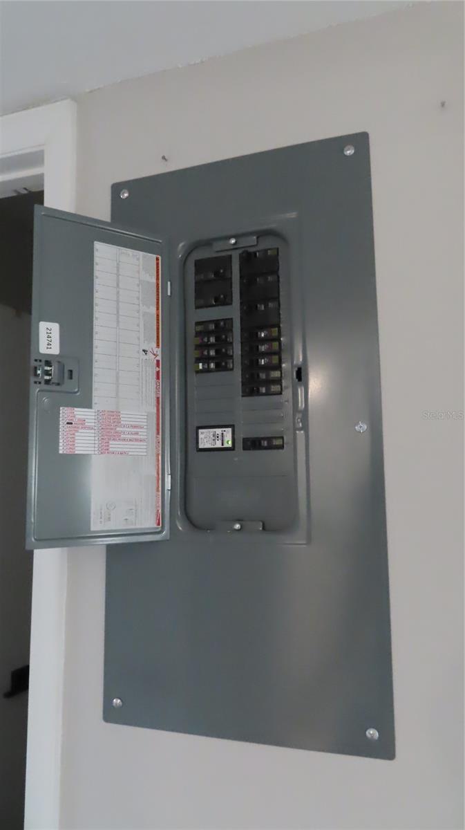 2221 SWEDISH DR #17, CLEARWATER, FL, 33763