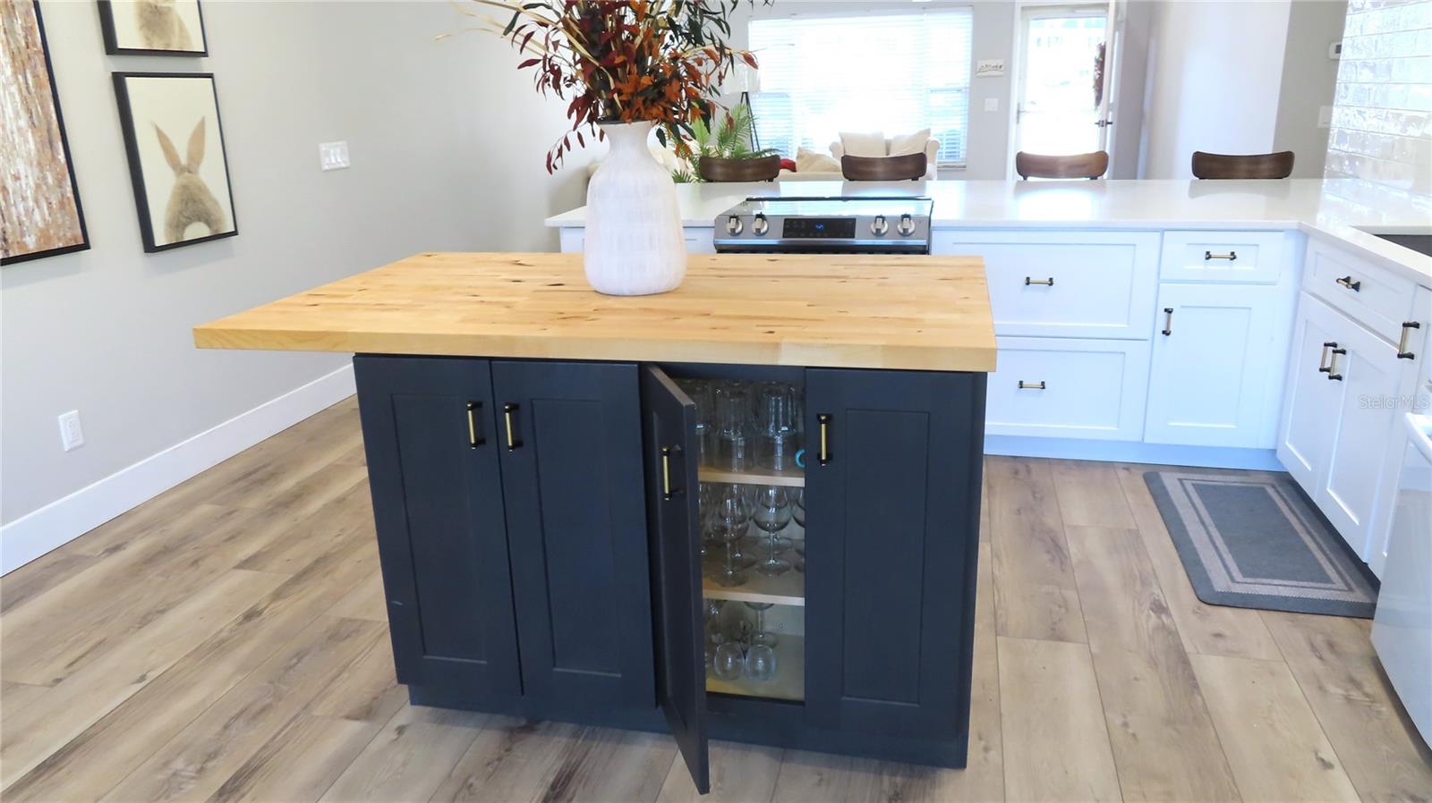 2221 SWEDISH DR #17, CLEARWATER, FL, 33763