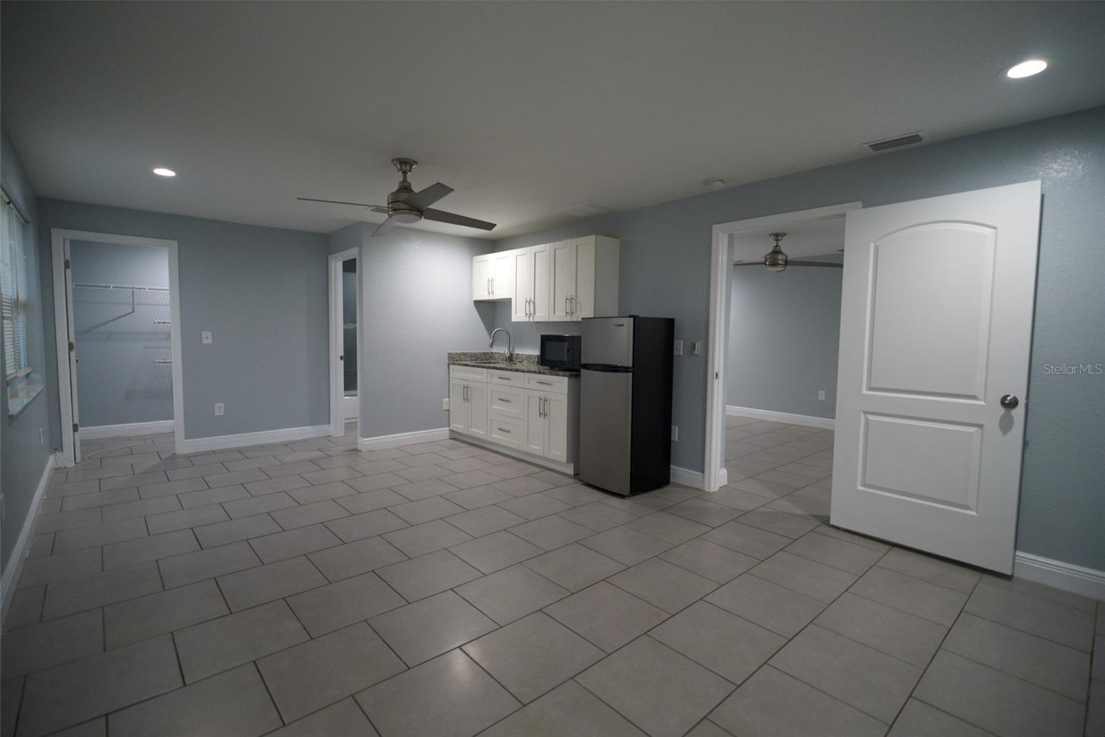 907 W HUMPHREY ST, TAMPA, FL, 33604