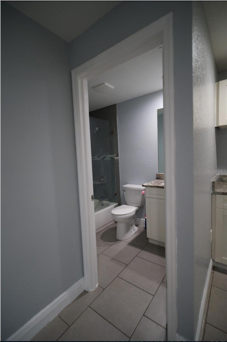 907 W HUMPHREY ST, TAMPA, FL, 33604