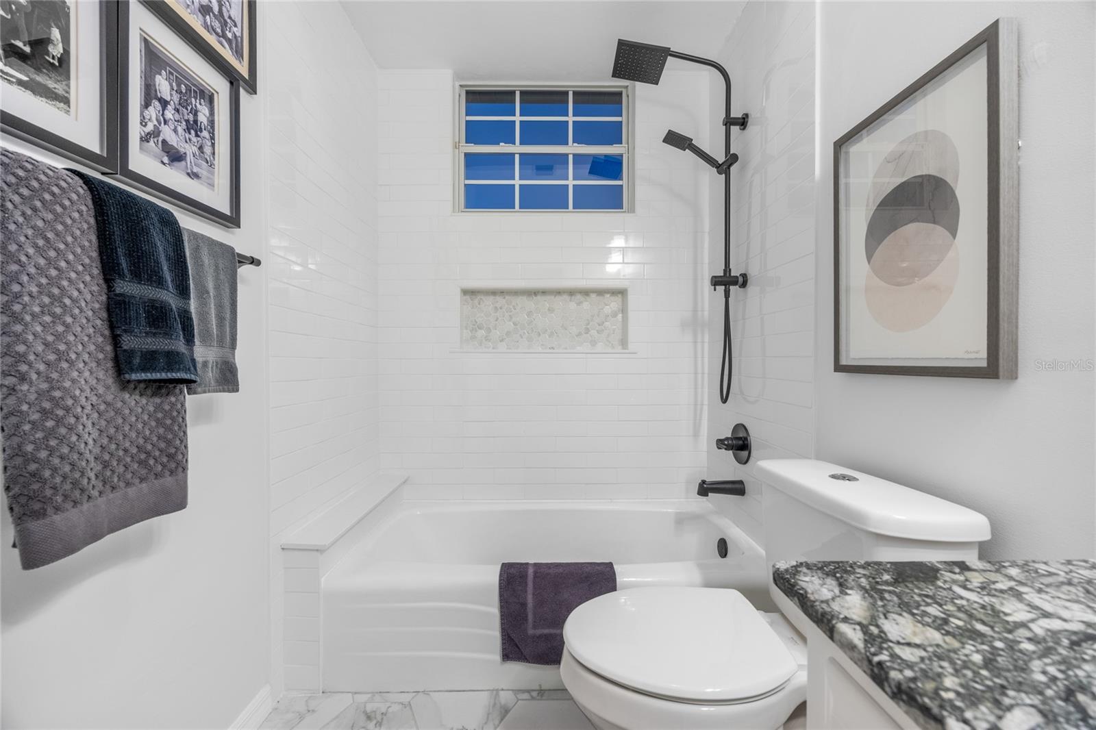 6818 NW 105TH AVE, ALACHUA, FL, 32615