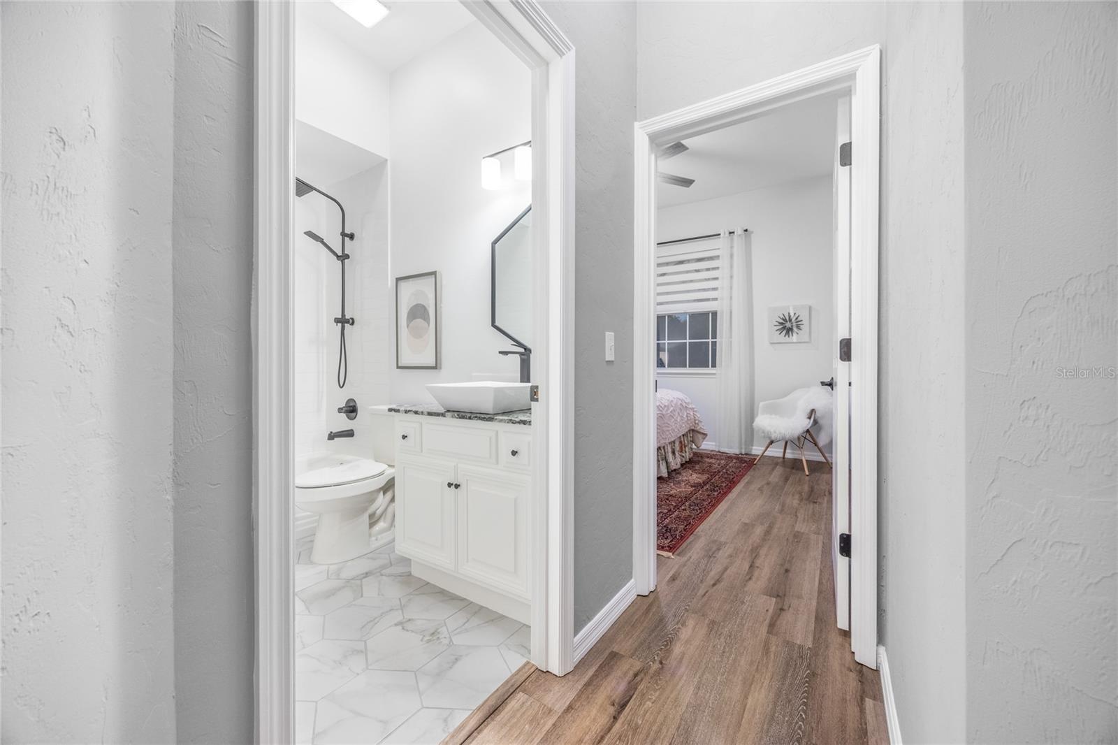 6818 NW 105TH AVE, ALACHUA, FL, 32615