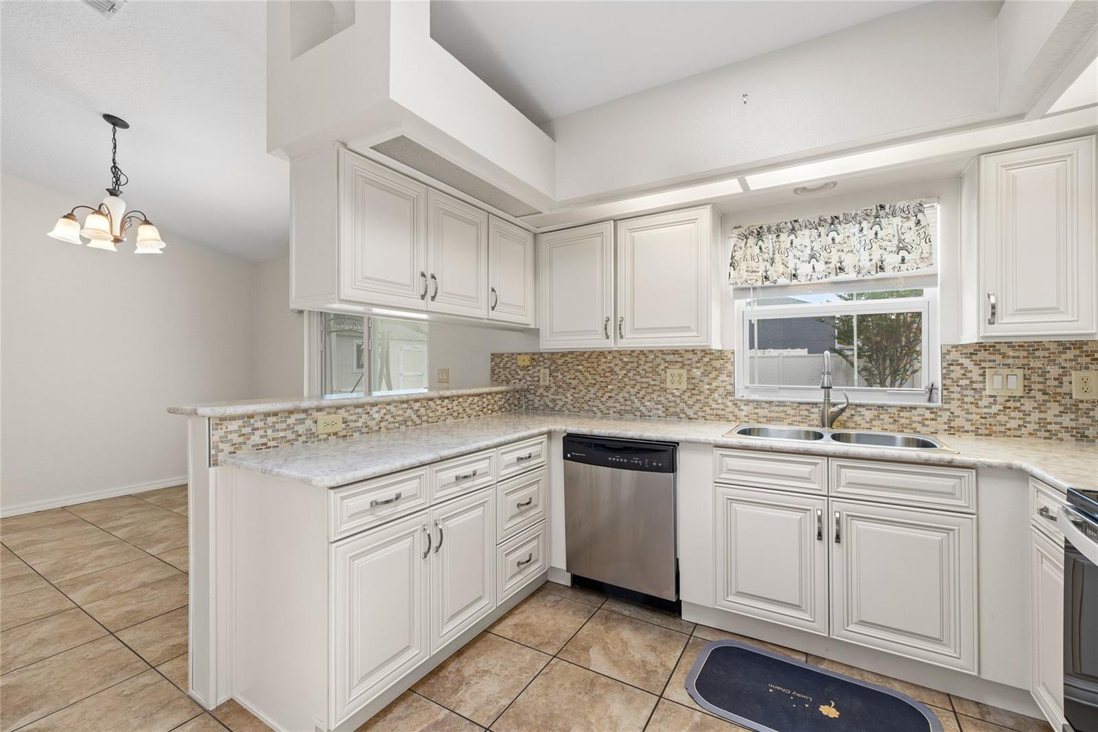 196 WATERVIEW CIR, AUBURNDALE, FL, 33823