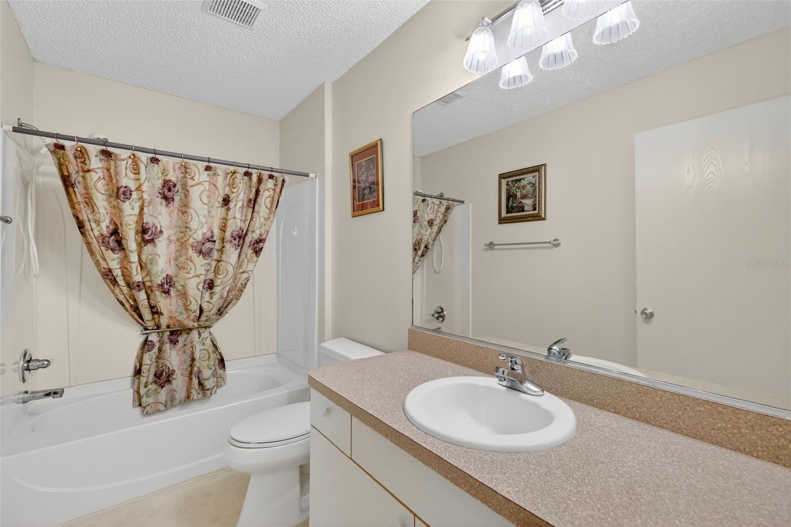 974 LIVINGSTON LOOP, THE VILLAGES, FL, 32162