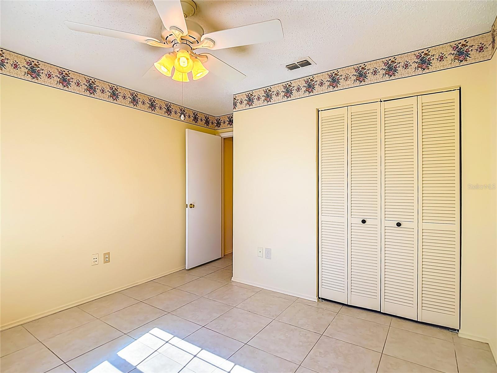 39650 US HIGHWAY 19 N #834, TARPON SPRINGS, FL, 34689