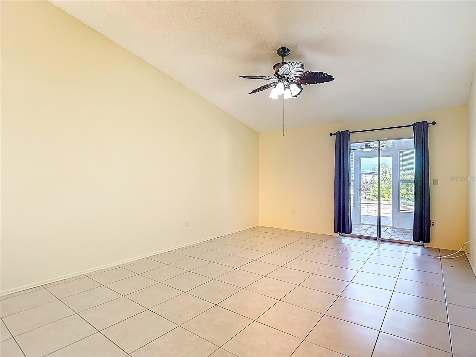 39650 US HIGHWAY 19 N #834, TARPON SPRINGS, FL, 34689