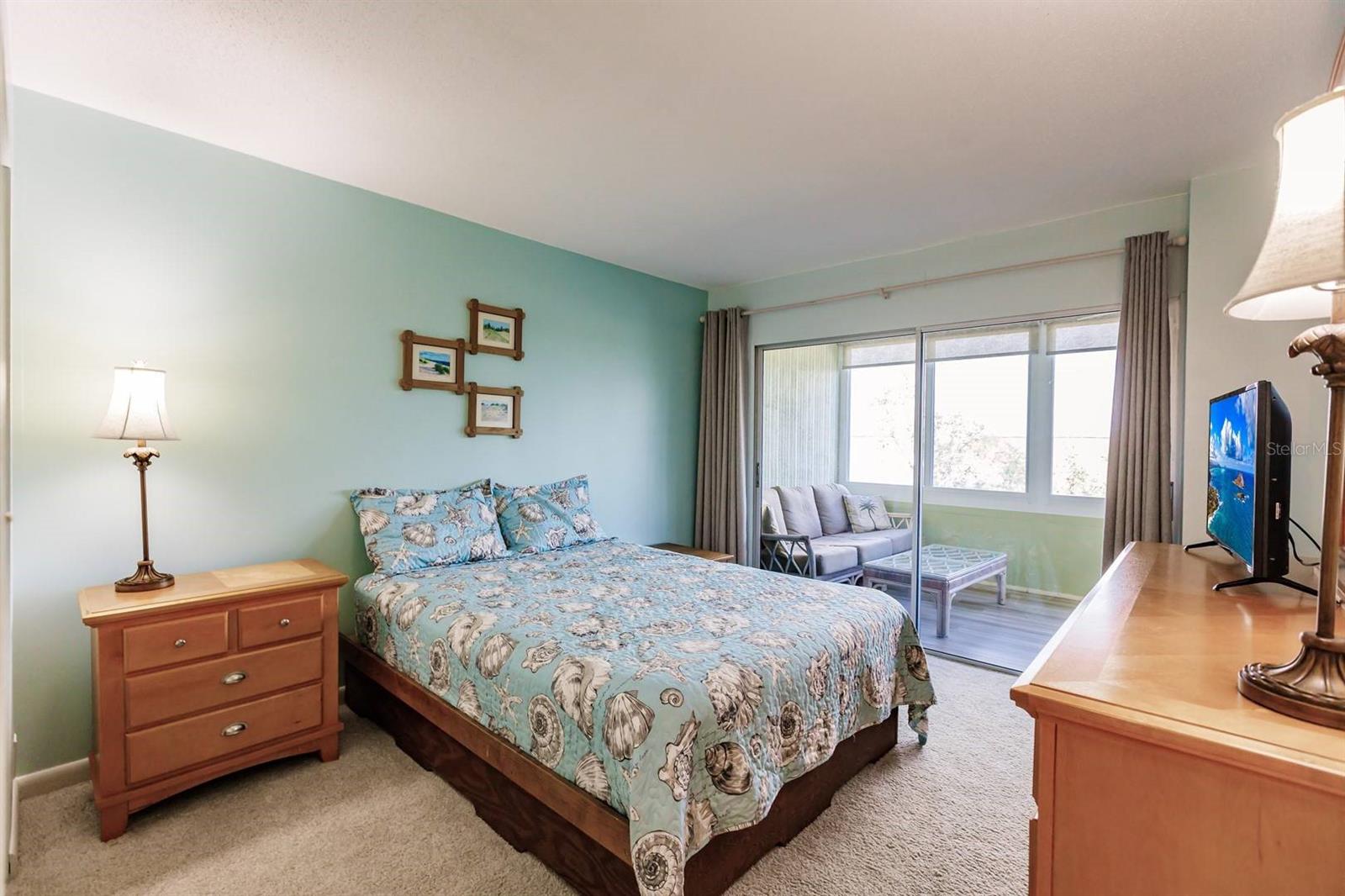 1255 E PEPPERTREE DR #306, SARASOTA, FL, 34242