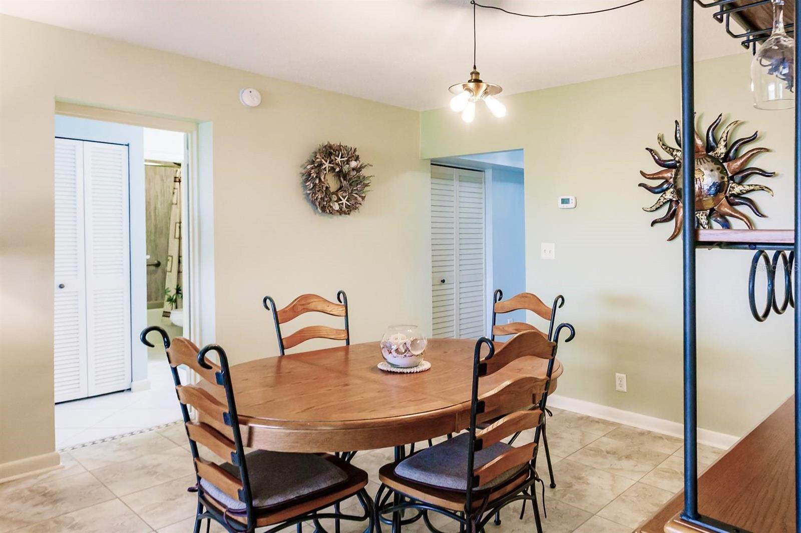 1255 E PEPPERTREE DR #306, SARASOTA, FL, 34242