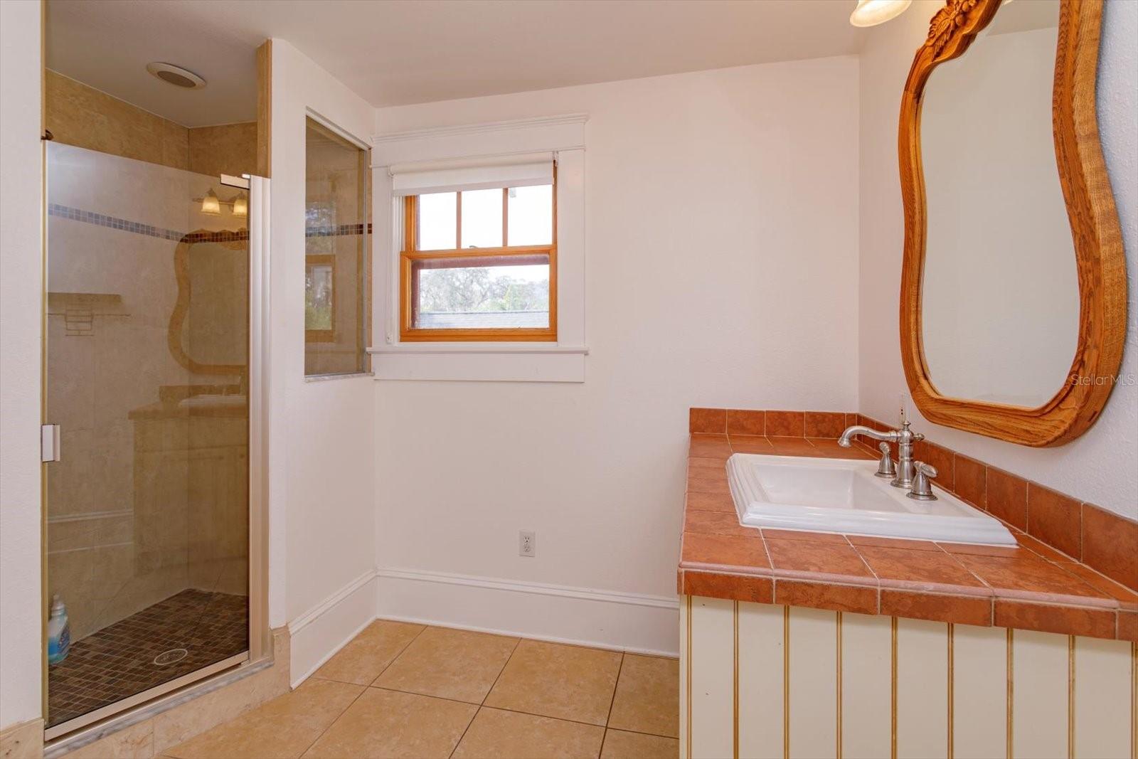 817 LIVINGSTON ST, ORLANDO, FL, 32803