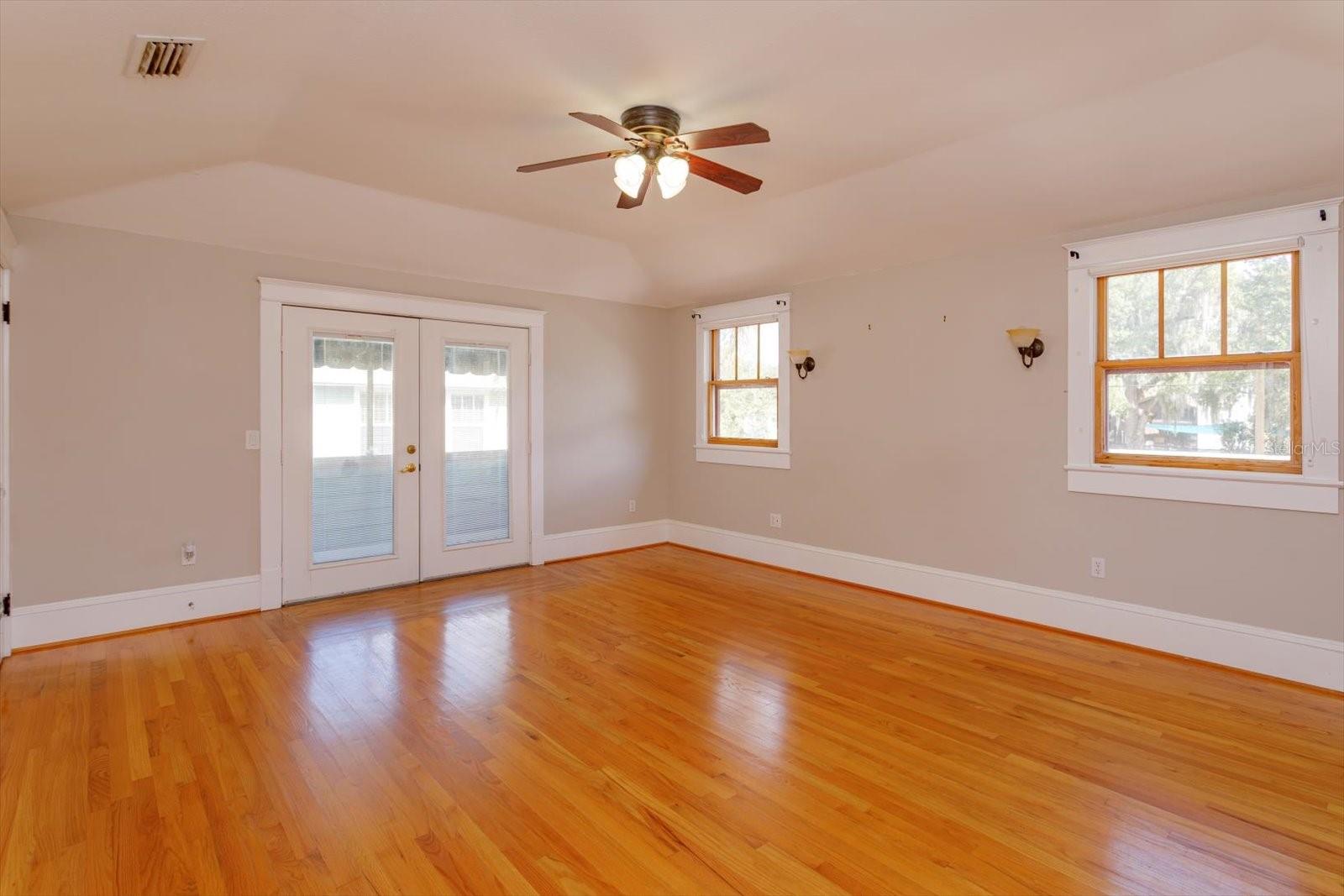 817 LIVINGSTON ST, ORLANDO, FL, 32803