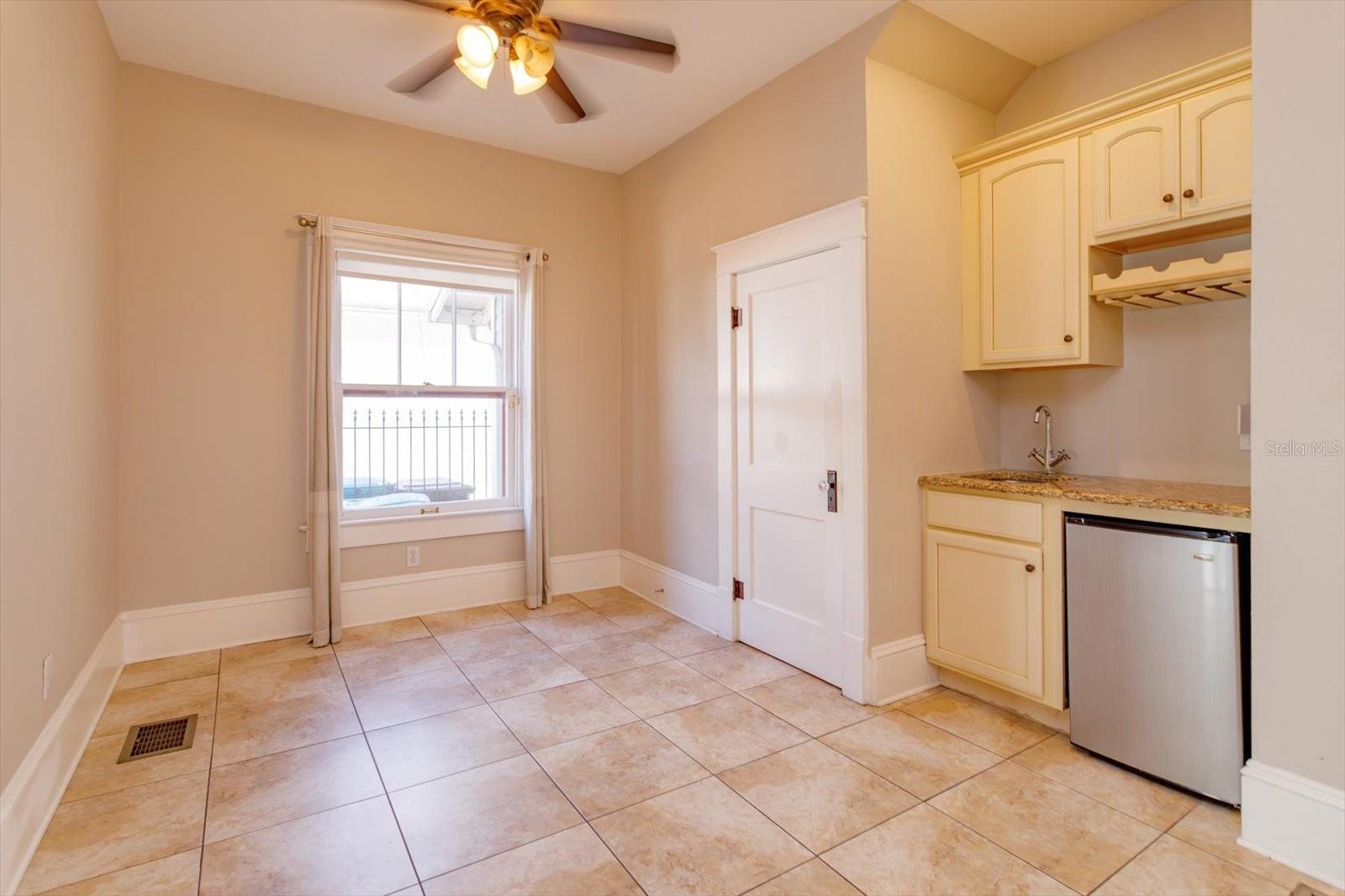 817 LIVINGSTON ST, ORLANDO, FL, 32803