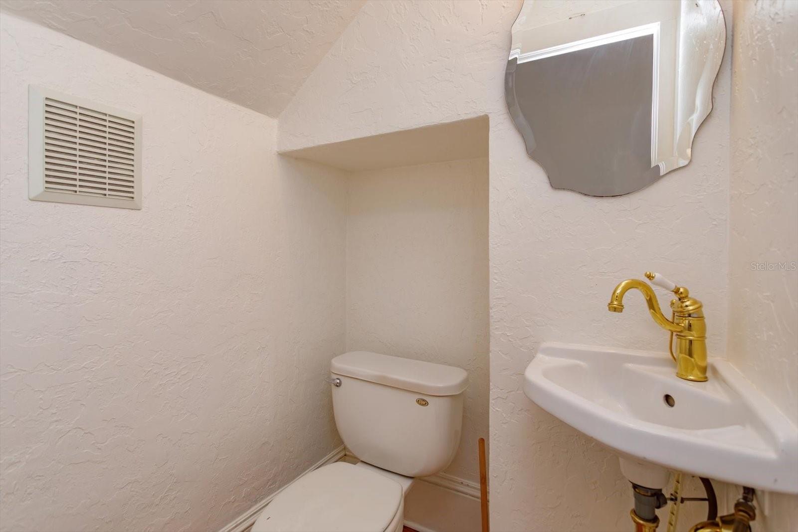 817 LIVINGSTON ST, ORLANDO, FL, 32803